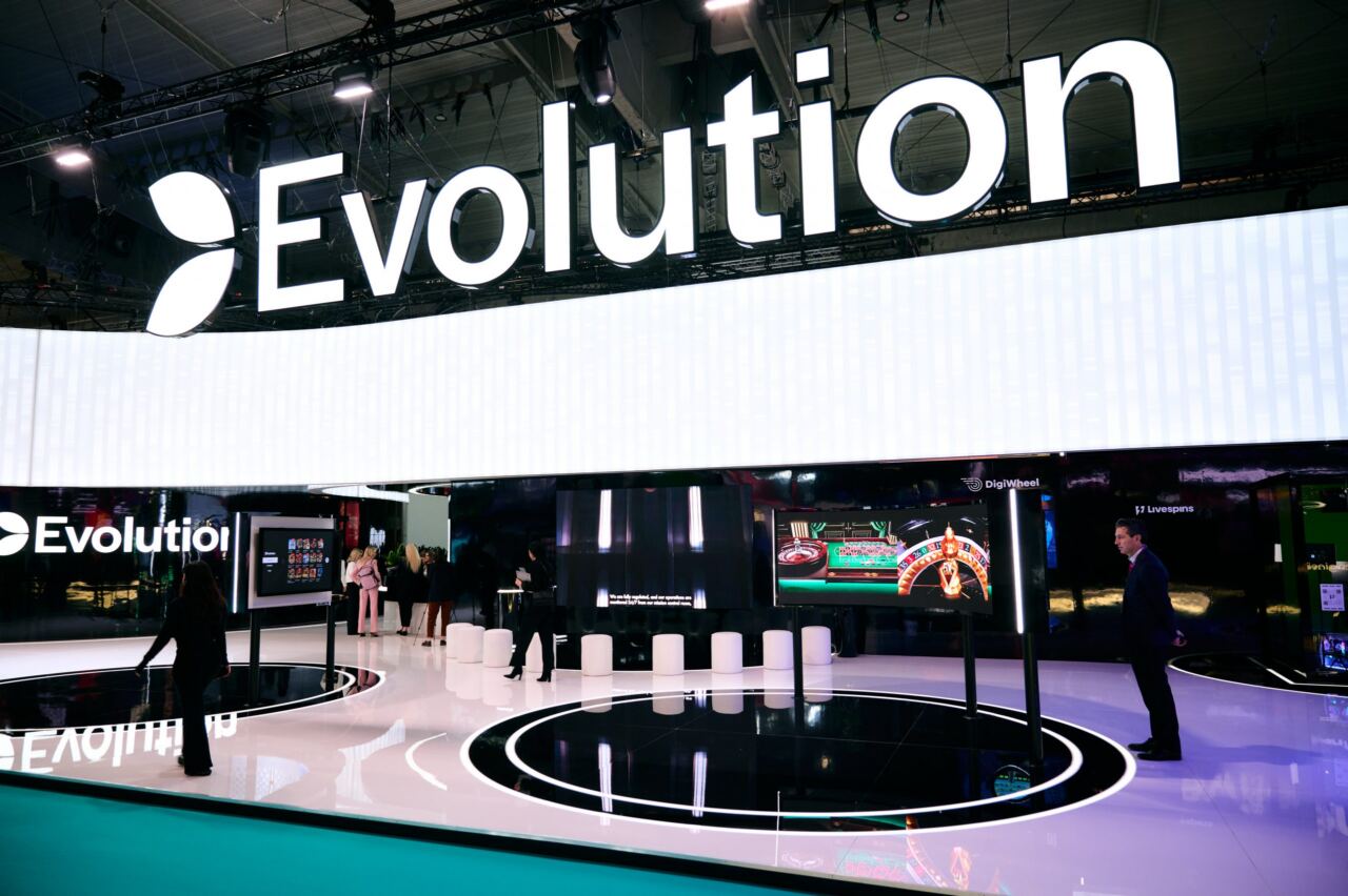 Playtech highlights Evolution compliance failures as Spectrum Gaming report is released