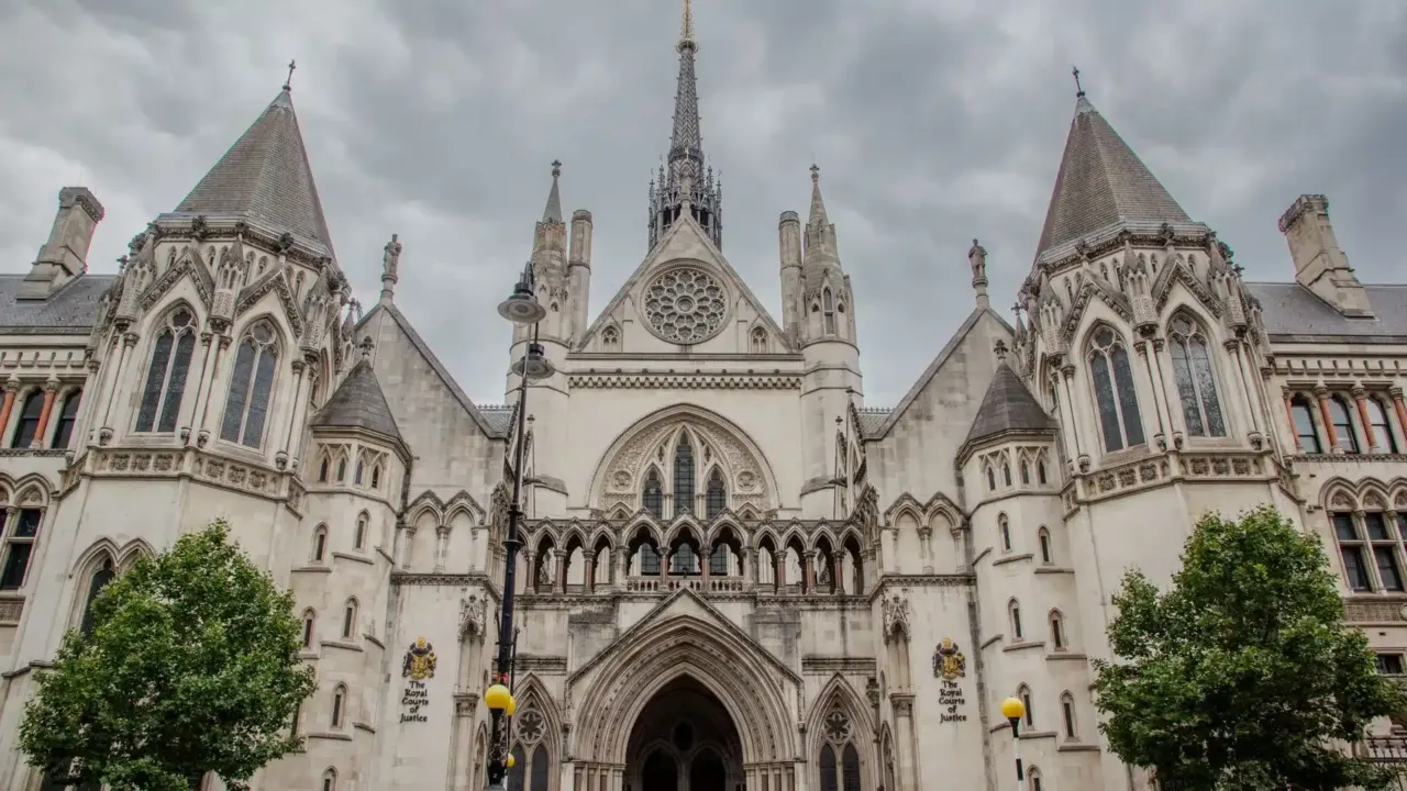 Three sentenced over bets on 2024 General Election date